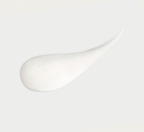 Creamy keratin mask texture swatch highlighting silicone‑free nourishment.